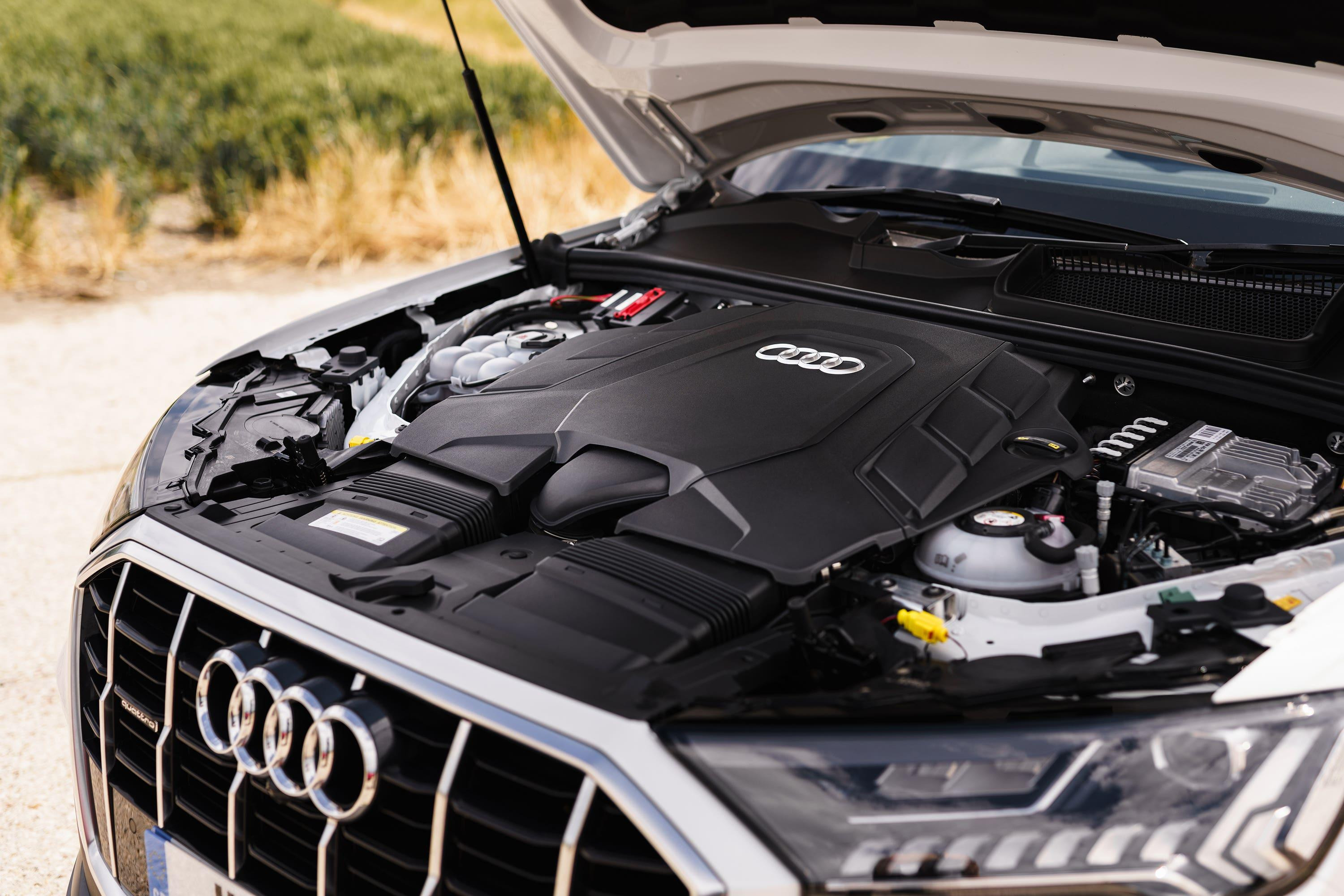 Audi Q7 engine